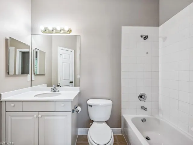 Guest Bathroom 2