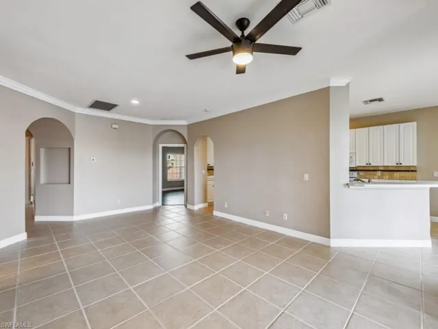 13860  Avon Park  CIR, Fort Myers, FL 33912
