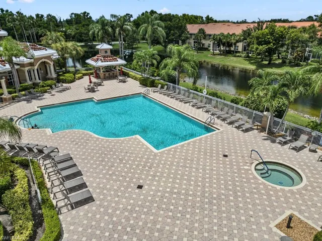 Community Pool and Spa