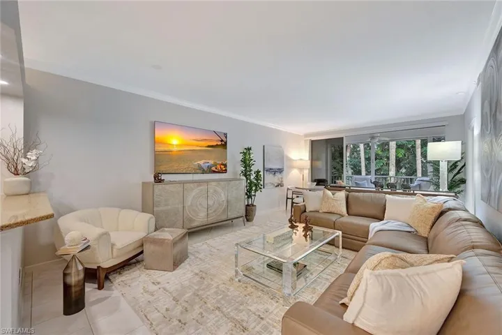 7741 Pebble Creek Cir 102, Naples, Florida 34108