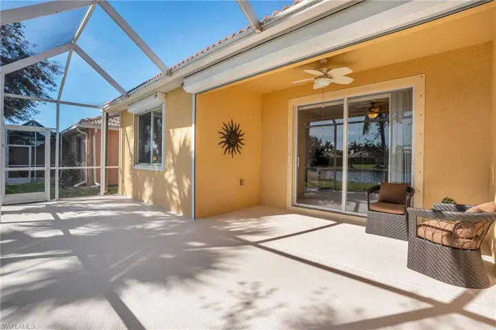 OUTDOOR ENTERTAINING SPACE