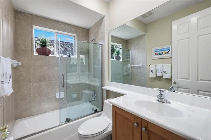 14114  Tivoli  TER, Bonita Springs, FL 34135