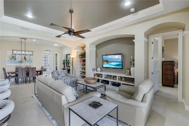 14114  Tivoli  TER, Bonita Springs, FL 34135