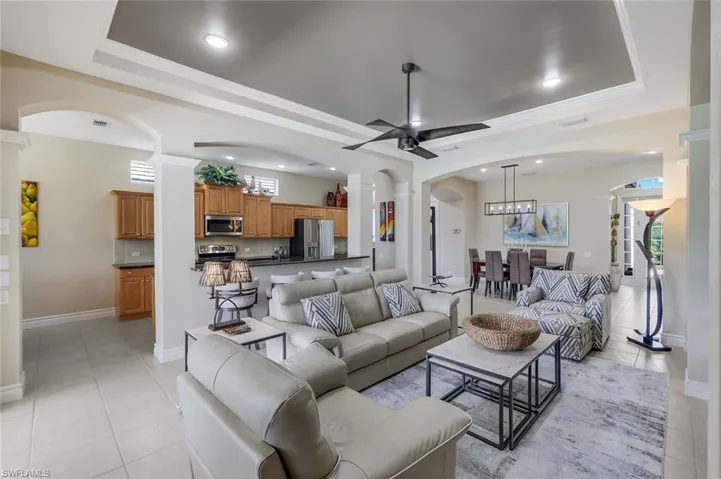 14114  Tivoli  TER, Bonita Springs, FL 34135