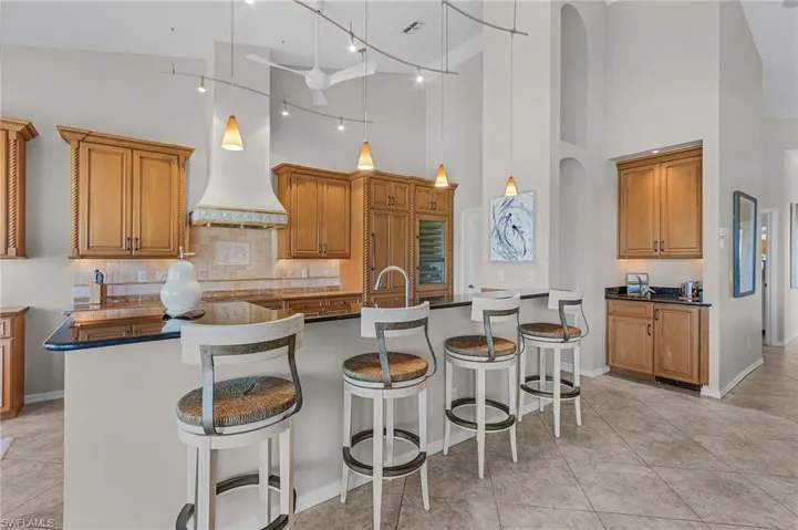 Gourmet kitchen