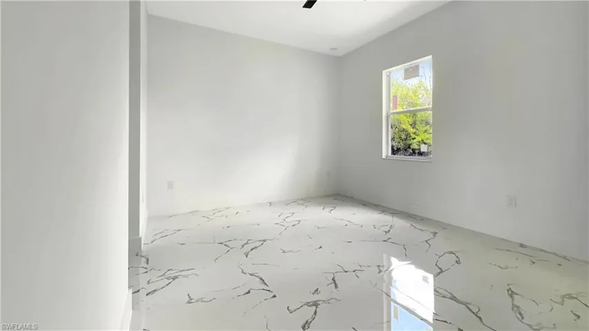 2605 E 18th St, Lehigh Acres, Florida 33972