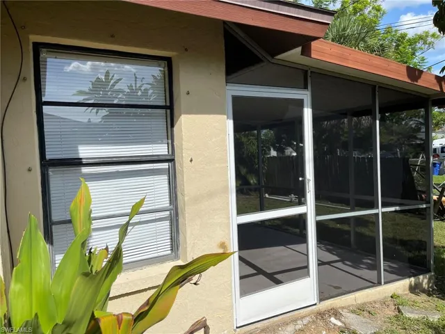 304/306  Hubbard  AVE, North Fort Myers, FL 33917