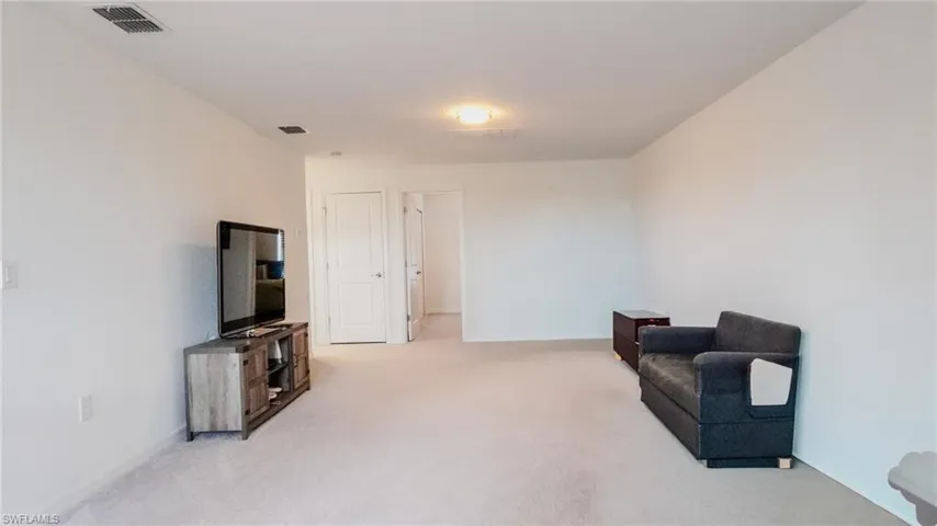 2nd Floor Loft