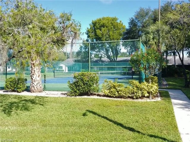 9950 Sailview Ct 2 B-1, Fort Myers, Florida 33905