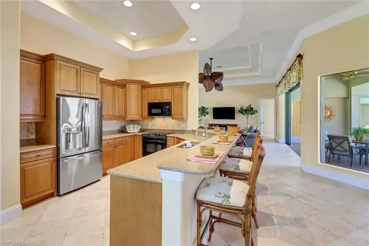 28498  Azzili  WAY, Bonita Springs, FL 34135