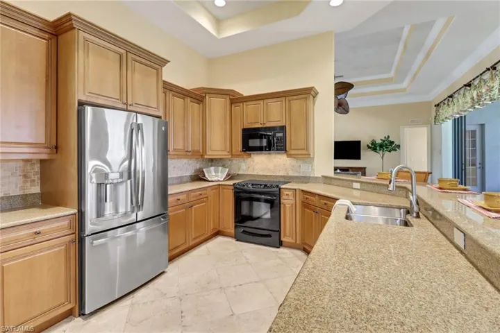 28498  Azzili  WAY, Bonita Springs, FL 34135