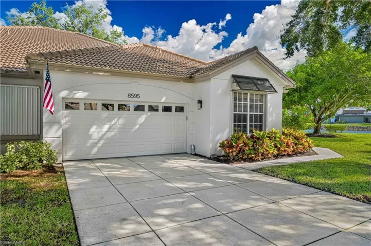8595 Fairway Bend Dr, Estero, Florida 33967