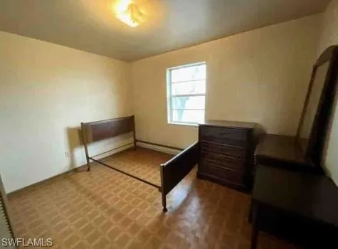 420 SE 1st  ST, South Bay, FL 33493