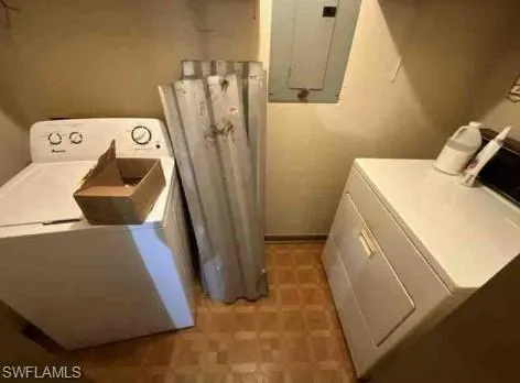 420 SE 1st  ST, South Bay, FL 33493