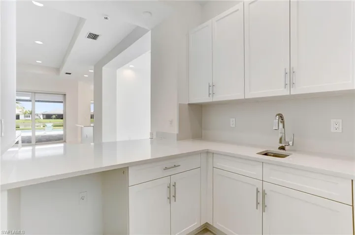 Huge Wet Bar with area for Wine Fridge