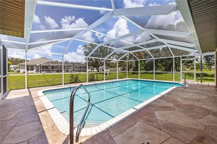 New pool cage