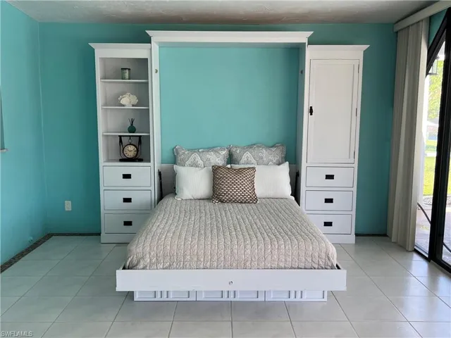 Murphy Bed in Bonus Room acts as a 3rd Bedroom