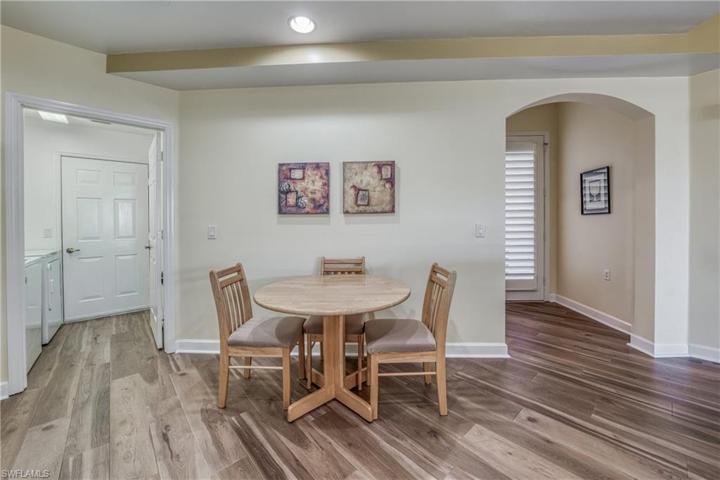 3048  Horizon  LN, NAPLES, FL 34109