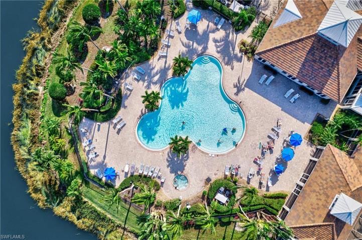 3048  Horizon  LN, NAPLES, FL 34109