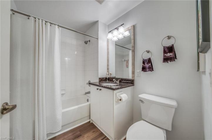 3048  Horizon  LN, NAPLES, FL 34109