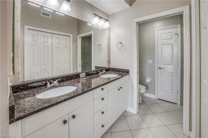 3048  Horizon  LN, NAPLES, FL 34109