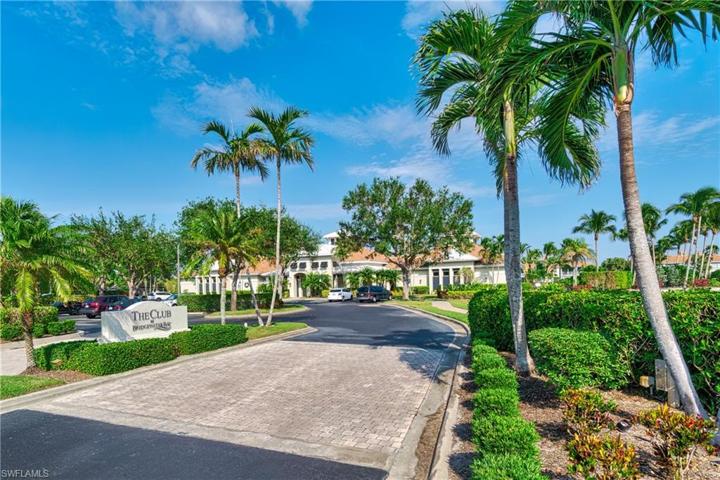 3048  Horizon  LN, NAPLES, FL 34109