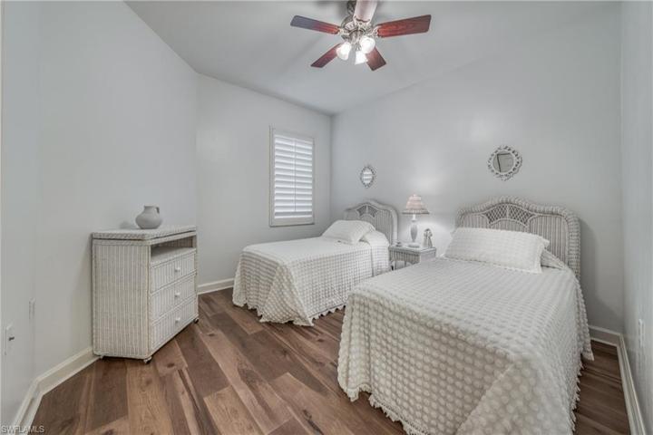 3048  Horizon  LN, NAPLES, FL 34109