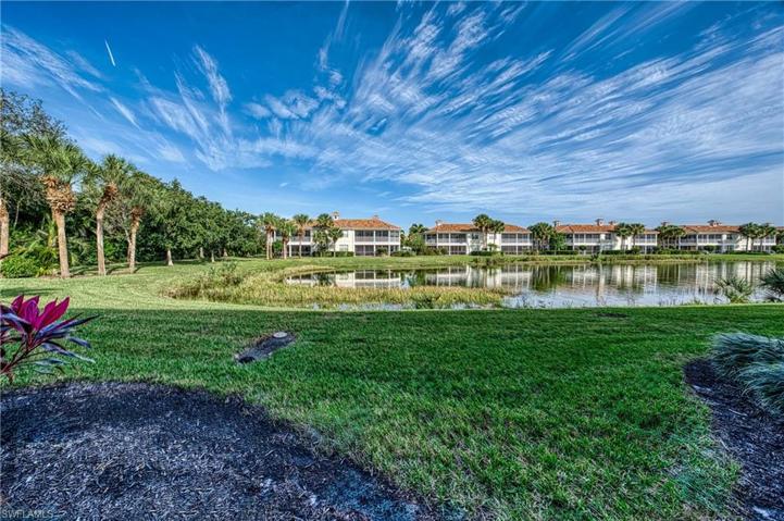 3048  Horizon  LN, NAPLES, FL 34109