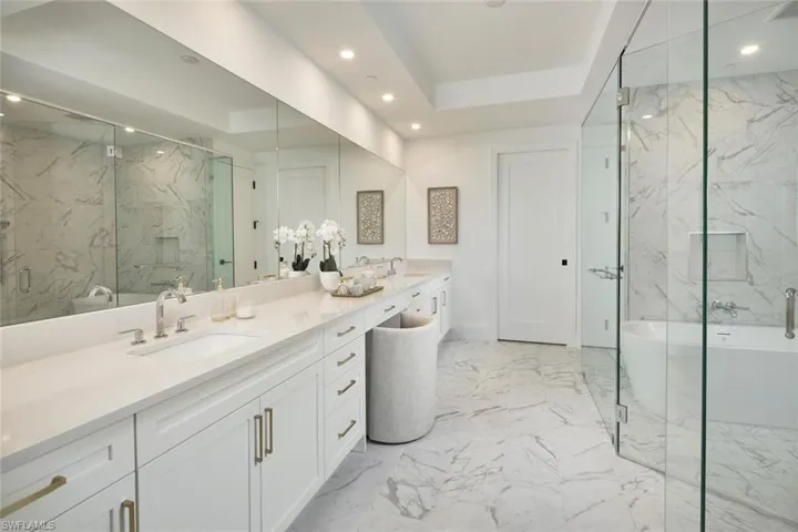 4810 Pelican Colony Blvd 804, Bonita Springs, Florida 34134