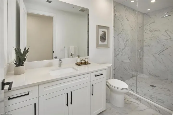 4810 Pelican Colony Blvd 804, Bonita Springs, Florida 34134