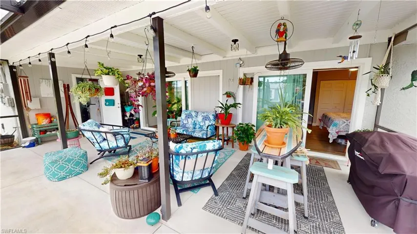 531 Lakemont Ave Nw, Port Charlotte, Florida 33952