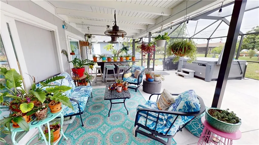 531 Lakemont Ave Nw, Port Charlotte, Florida 33952