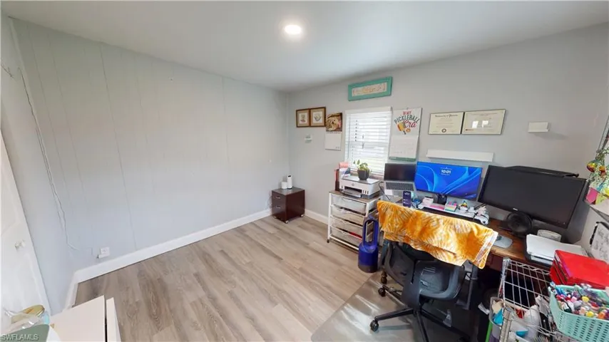 531 Lakemont Ave Nw, Port Charlotte, Florida 33952