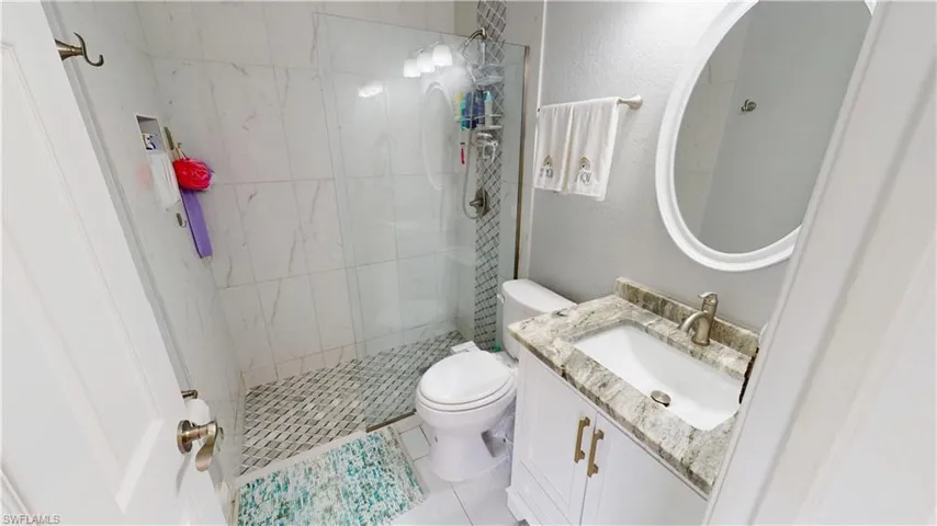 531 Lakemont Ave Nw, Port Charlotte, Florida 33952