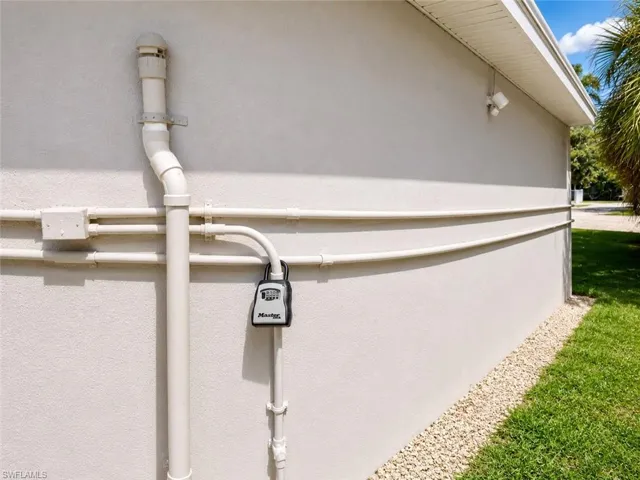 1949 Maravilla Ave, Fort Myers, Florida 33901
