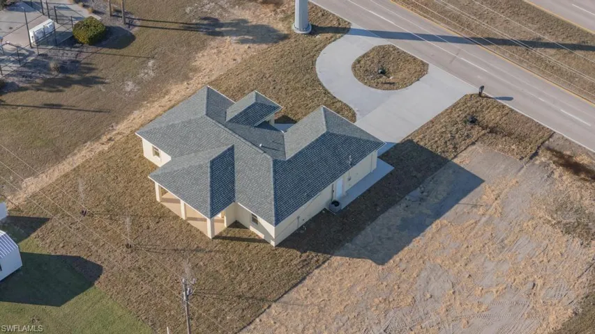 Birds eye view of property