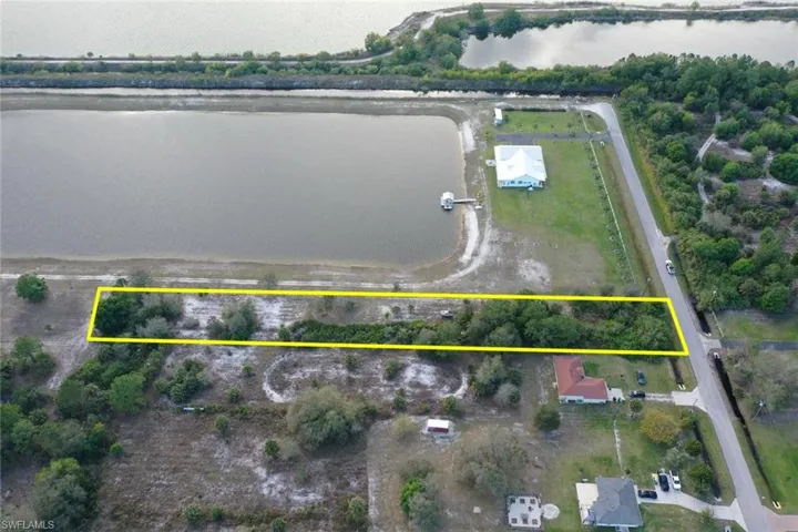xxxx 72nd AVE NE, NAPLES FL 34120