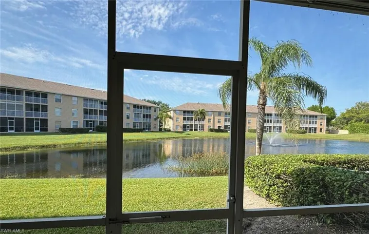 9640 Victoria LN # 103, NAPLES FL 34109