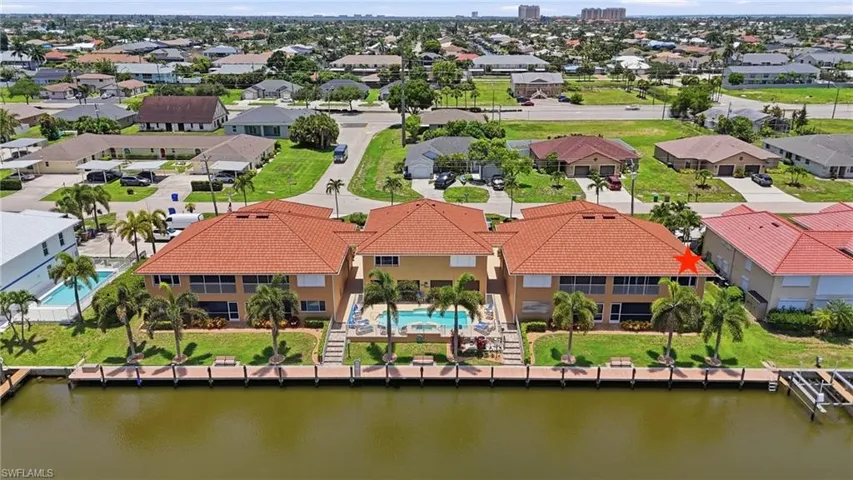 917 47th Ter 201, Cape Coral, Florida 33914