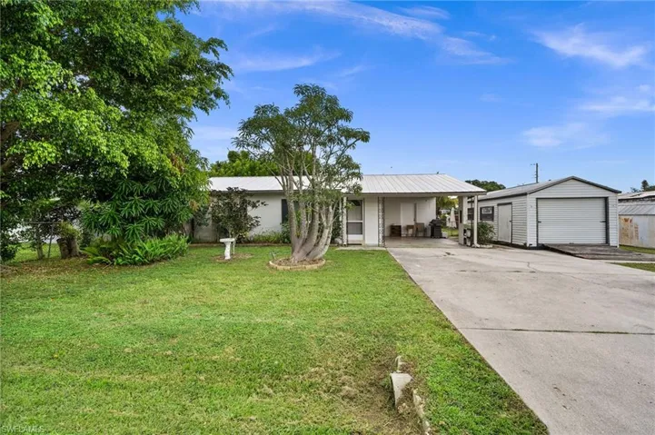 2107  Parker  AVE, Fort Myers, FL 33905