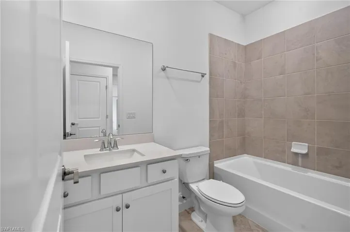 9156 Leatherwood Loop, Lehigh Acres, Florida 33936