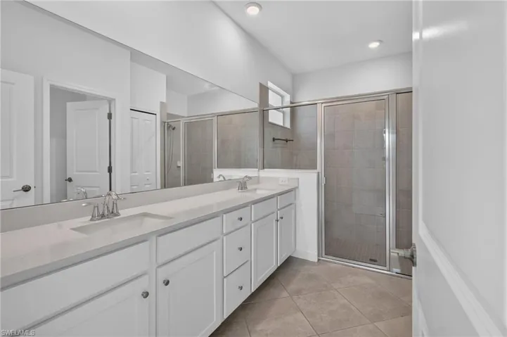 9156 Leatherwood Loop, Lehigh Acres, Florida 33936