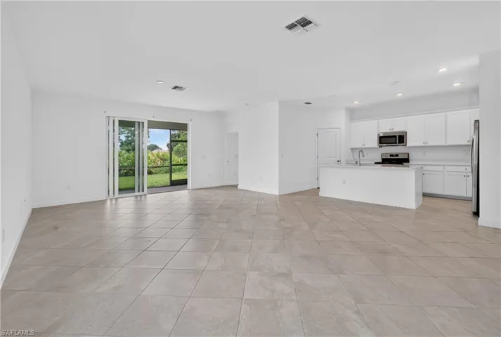 9156 Leatherwood Loop, Lehigh Acres, Florida 33936