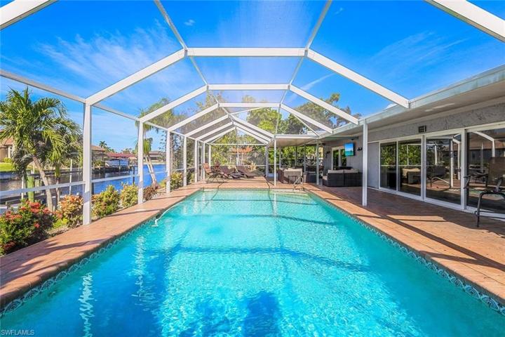 3616 SE 18th AVE, CAPE CORAL FL 33904
