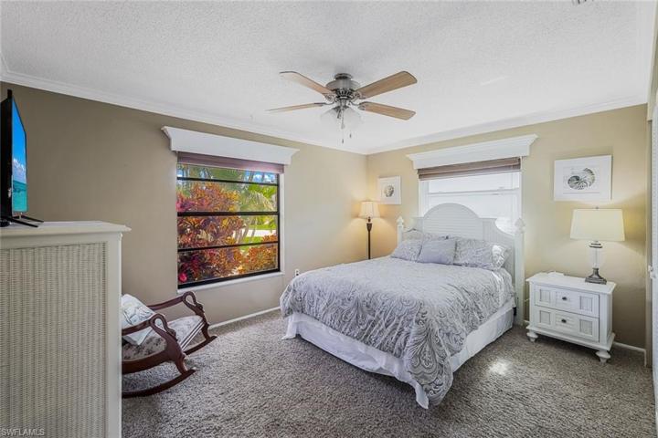 3616 SE 18th AVE, CAPE CORAL FL 33904