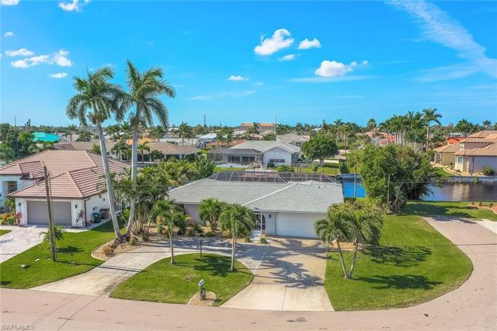 3616 SE 18th AVE, CAPE CORAL FL 33904