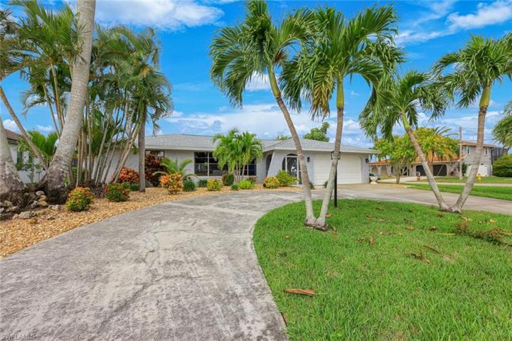 3616 SE 18th AVE, CAPE CORAL FL 33904