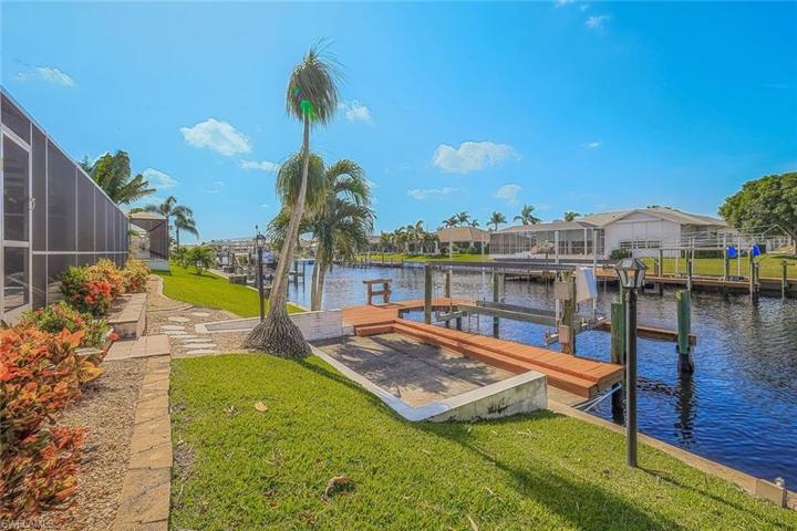 3616 SE 18th AVE, CAPE CORAL FL 33904