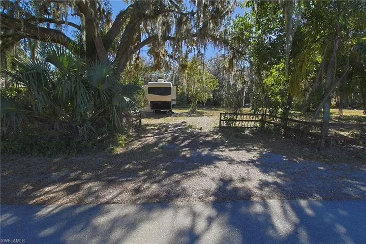 2971 Styles Rd, Alva, Florida 33920