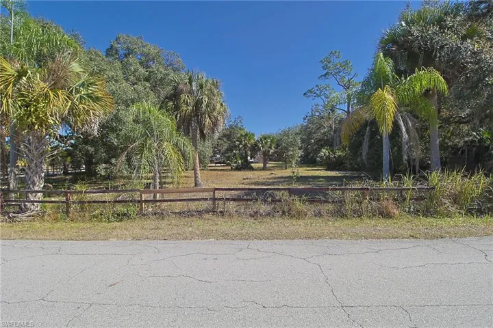 2971 Styles Rd, Alva, Florida 33920